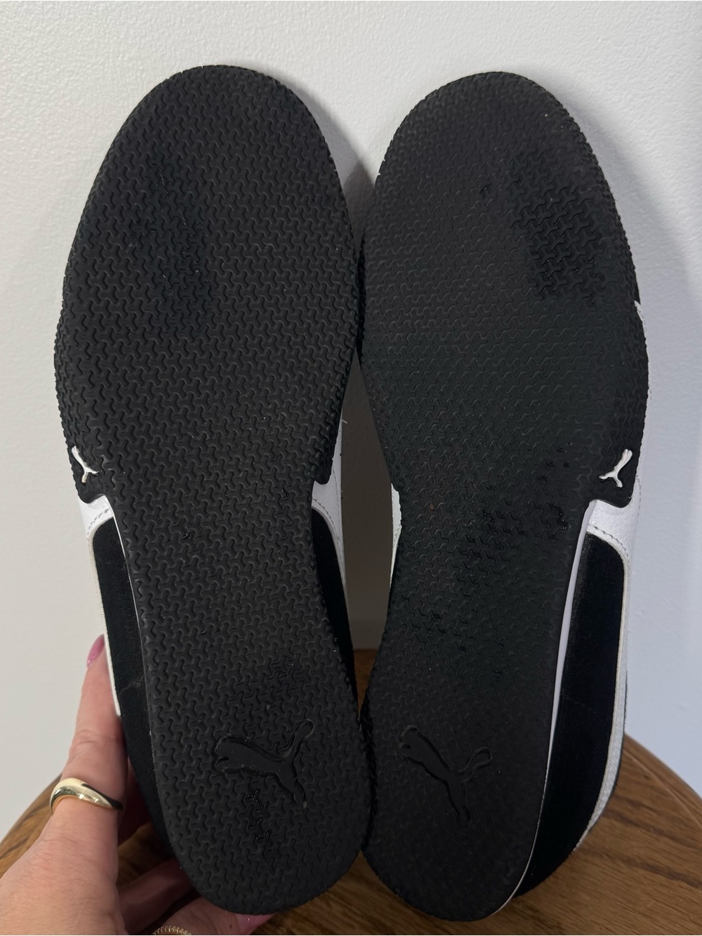 PUMA Bella Donna Speed Cat Suede Black Low Profile Sneaker Shoes Women’s Size 9 - Picture 11 of 14